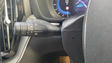 Volvo XC60 2.0 B5P Plus Dark 5dr AWD Geartronic Petrol Estate